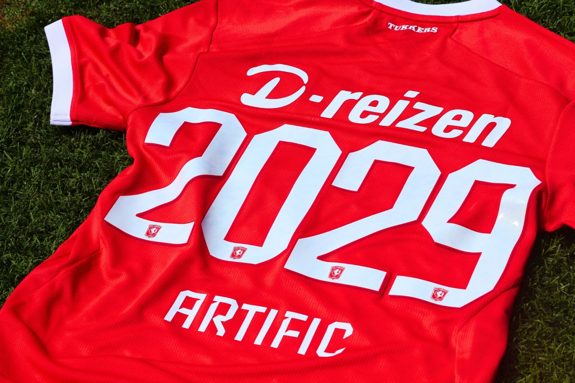 ARTIFIC X FC TWENTE beeld 5